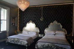 Welcome-to-iconic-30-James-Street-The-Home-of-the-Titanic1